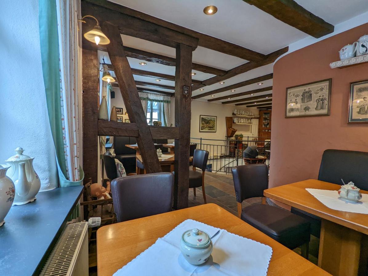 Hotel Klapperburg Beilstein  Extérieur photo